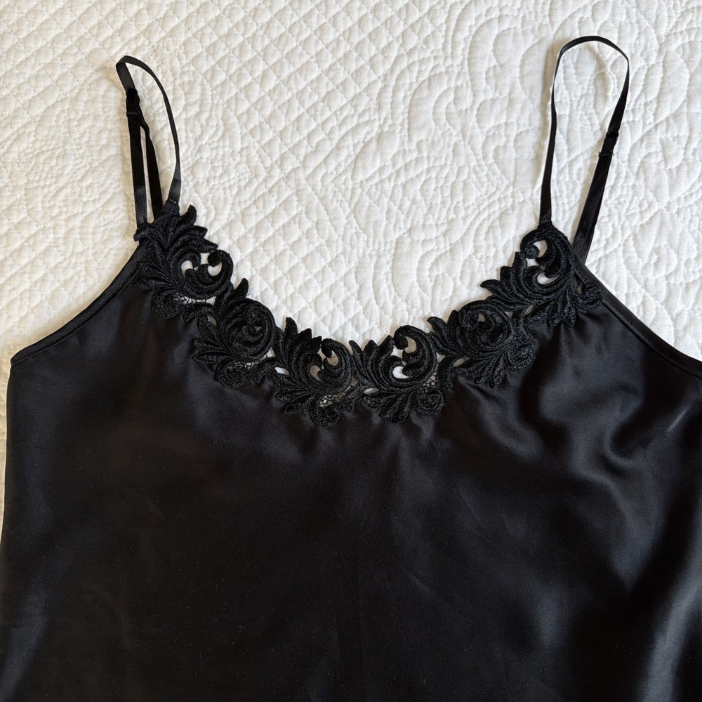 Y2K Black Satin Lace Trim Camisole Top Adjustable Straps Size M Whimsigoth 90s